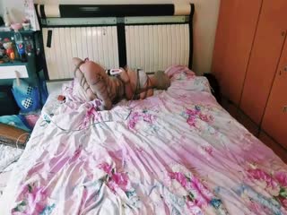 虐待调教中国少妇....富士康打工夫妻午休时间玩调情..丝袜探头窒息捆绑【虐待调教SM性虐折磨】封面图