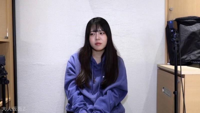 FC2-PPV-4783157 【素人初拍】Tomo（18岁）可爱的实习教师。虽然我有点犹豫是否可以出镜，但还是拍了下来。我让她舔我的肛门，用窥器观察她的阴道，然后给她中出，并用ATM插入她的肛门。封面图