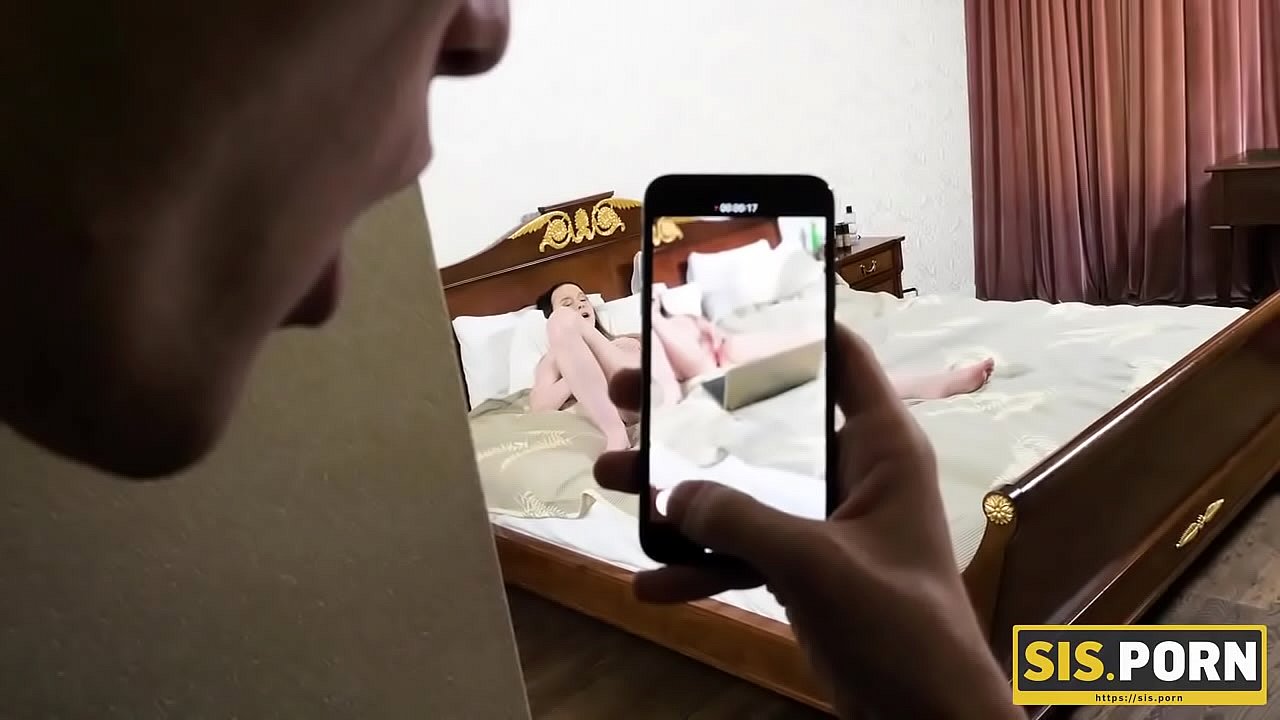 已经长大了现在是继兄弟教小妞操的好时机封面图