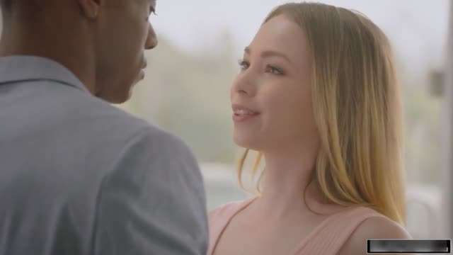 贱人给富豪老公戴绿帽勾引黑人保镖超级粉嫩逼居然放的下黑人的大鸡巴被操惨封面图